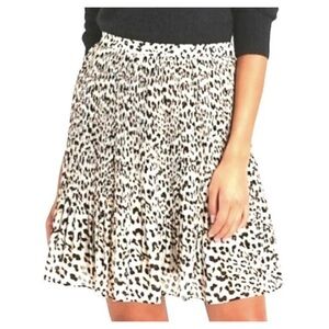 NWT- Banana Republic Leopard Print Pleated Mini Skirt - Size 2
